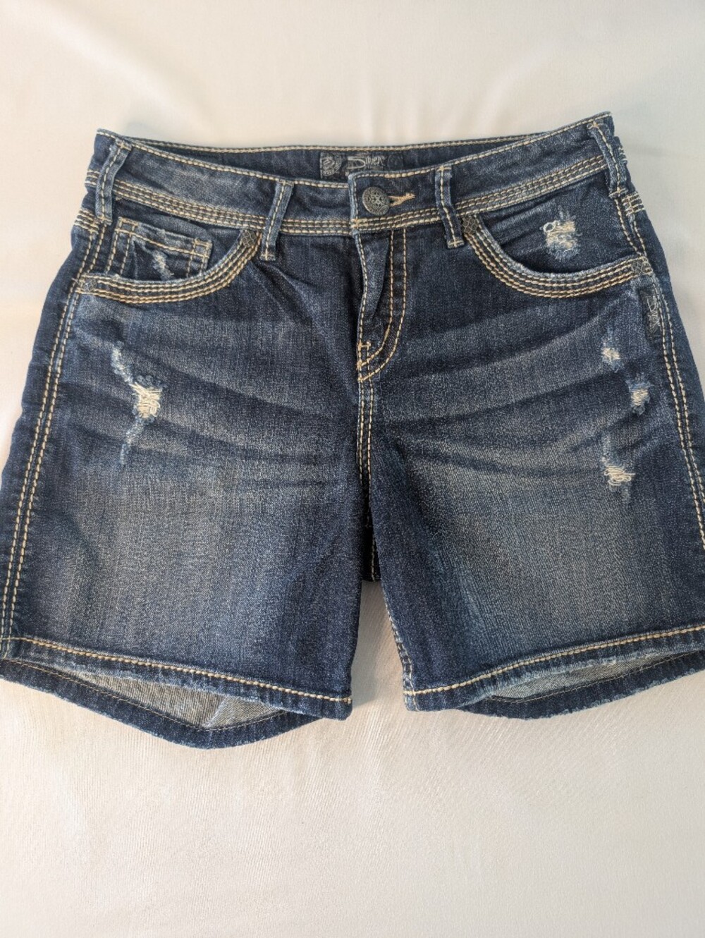 Silver Suki Dark Blue Distressed Cropped Denim Shorts Women's Size 29